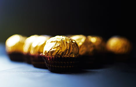 Ferrero Rocher chocolates thumbnail