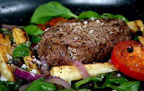 vegetable and steak dish thumbnail