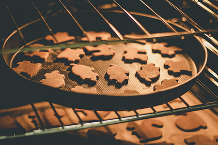 black steel baking pan thumbnail