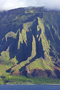 mountain covered with clouds thumbnail