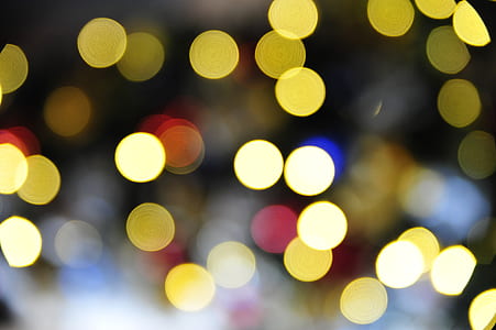 yellow bokeh lights thumbnail