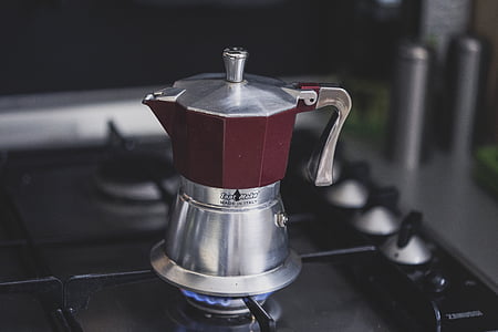 red and gray moka pot thumbnail