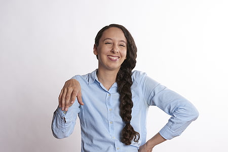 woman holding her hips thumbnail