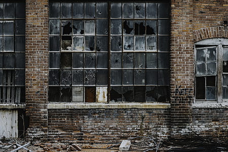 brown concrete building thumbnail