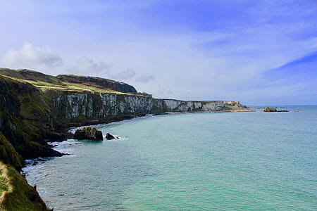 Cliff Beside Sea thumbnail