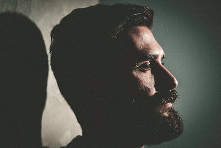 shallow focus photography of man portrait thumbnail