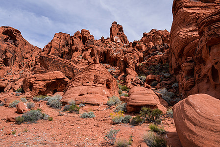 landscape photography of rock formation thumbnail