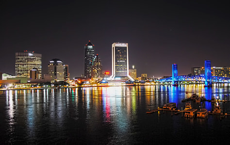 city during night thumbnail