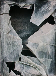 broken glass thumbnail