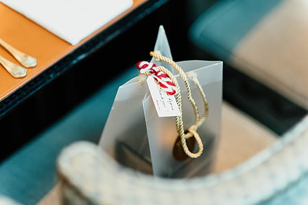 selective focus photo o gray tote bag thumbnail