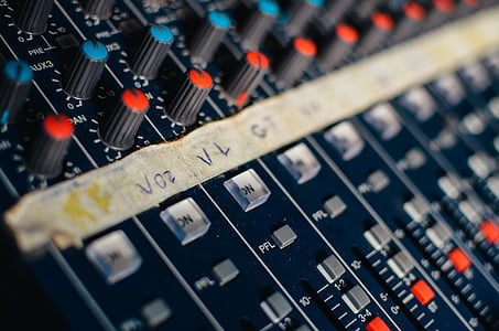 blue audio mixer thumbnail