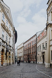 The magic of the first Polish Capital City, Cracow, Poland thumbnail
