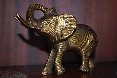 brass elephant figurine thumbnail