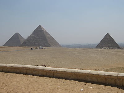 pyramid of giza thumbnail