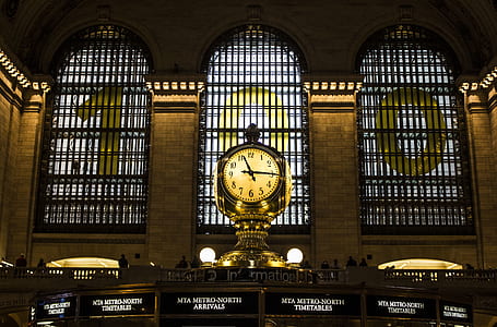 photo of train station clock displaying 11:15 thumbnail