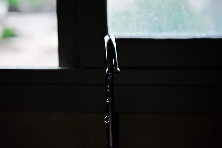 gray stainless steel faucet closeup photography thumbnail