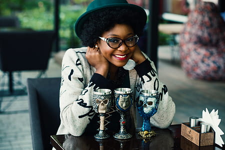 woman, sitting, table, cups thumbnail