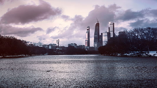 body of water near buildings thumbnail