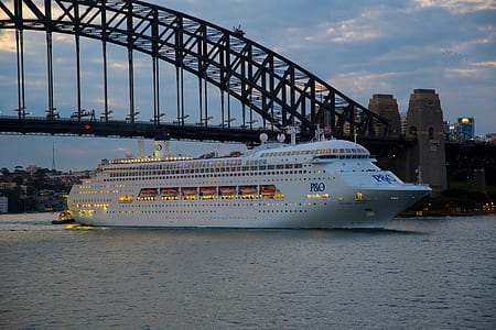 Cruise Ship thumbnail
