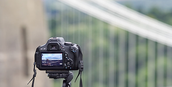 photography of DSLR camera thumbnail