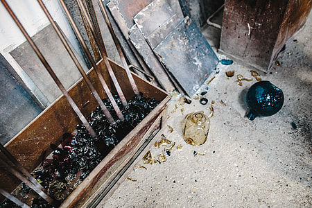Venini glass factory and museum on the islands of Murano, Italy thumbnail