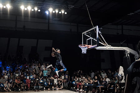 man slam dunk competition thumbnail