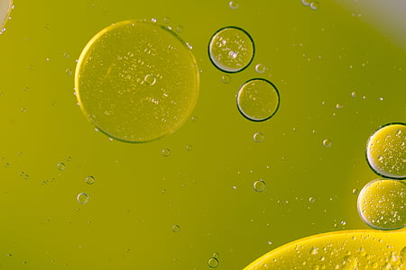 macro photography of water droplets thumbnail