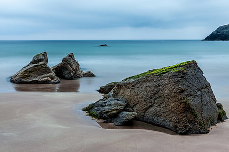 photography of calm sea thumbnail