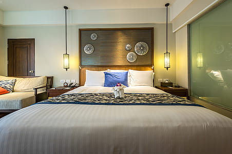 lamps, bed, bedroom, luxury thumbnail