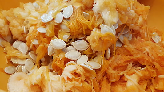 squash seeds thumbnail