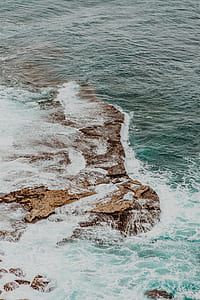 stone and ocean wave thumbnail