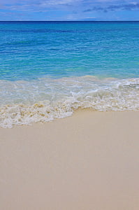 cloudy sky over sea thumbnail