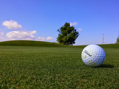 golf ball on grass thumbnail