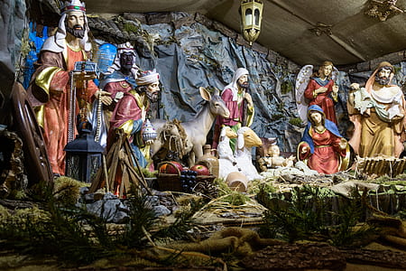 nativity scene statues thumbnail