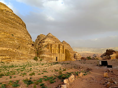 brown ancient structure thumbnail