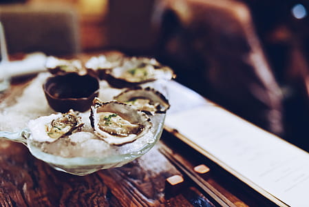 oysters on top of ice thumbnail