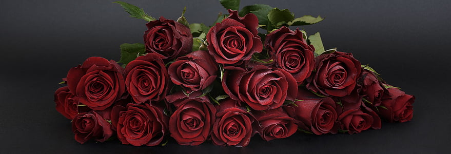 red rose flower bouquet thumbnail