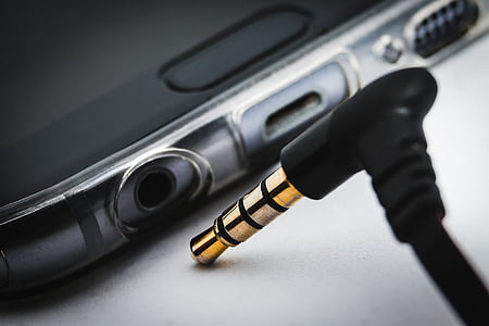 black cable thumbnail