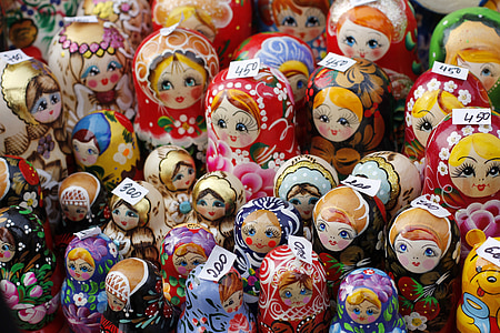 Russian nesting dolls lot thumbnail