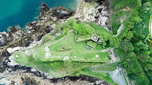 bird's eye view of memorial near cliff thumbnail
