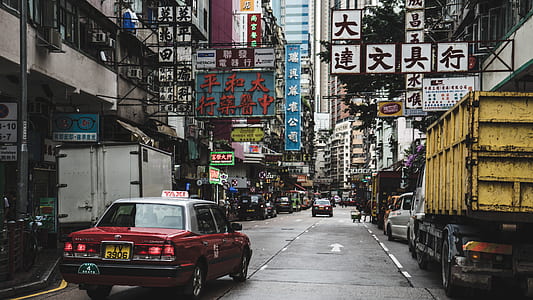 car on street thumbnail