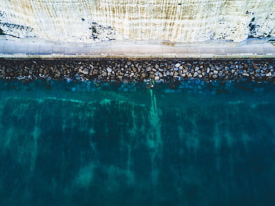 aerial photography of body of water thumbnail