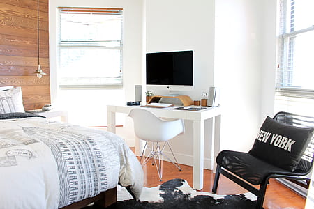 silver iMac on white table thumbnail