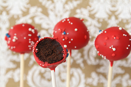selective photo red chocolate pops thumbnail
