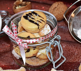 cookies in clear glass jar thumbnail