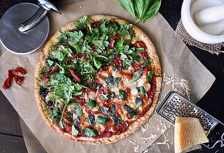 pizza with cheese thumbnail