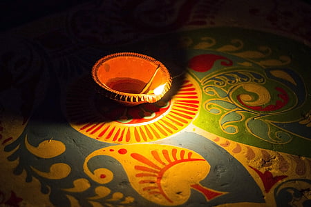 brown ceramic vase thumbnail
