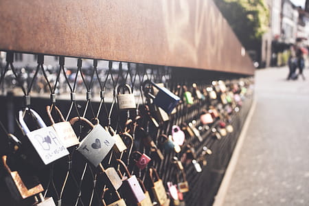 Love Lock Bridge thumbnail