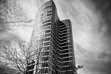 grayscale photo of high-rise building thumbnail