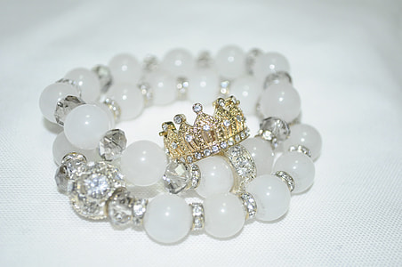 white and diamond studded beaded braceleton white surface thumbnail